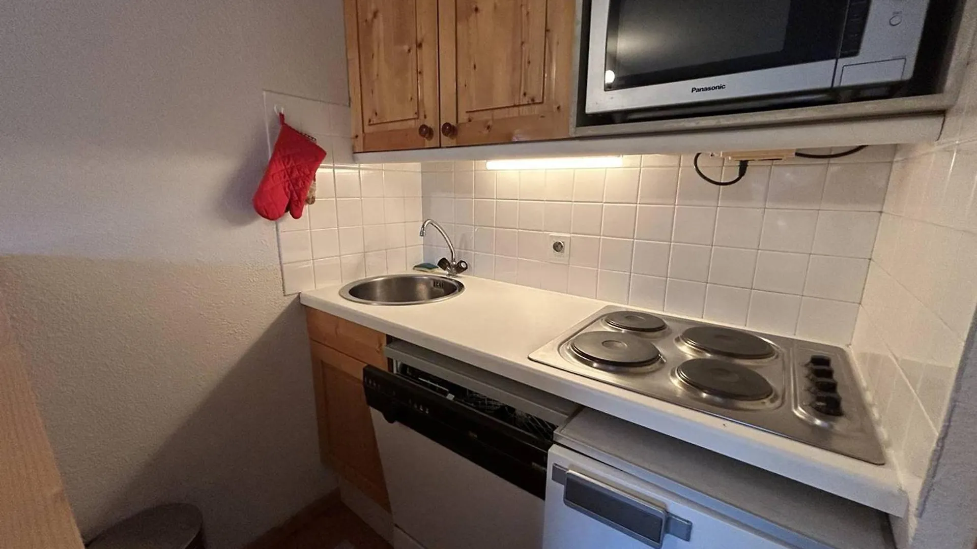 Apartment Studio Alpin Confortable Avec Wifi Et Balcon - Meribel - Fr-1-355-268 Les Allues